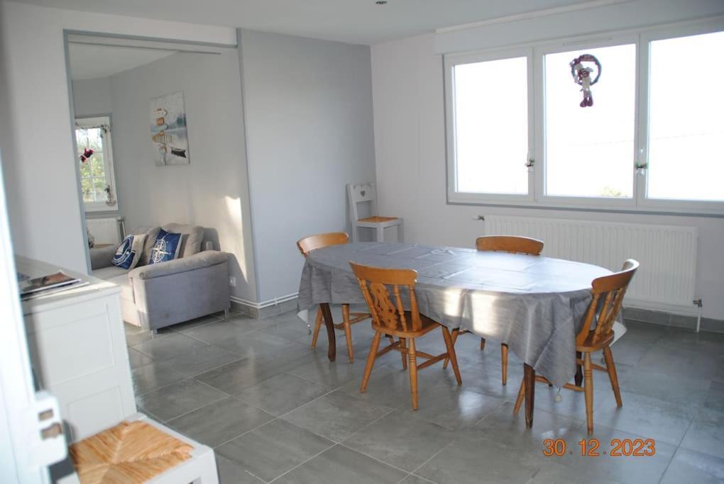 A L Abri Des Embruns Holiday home