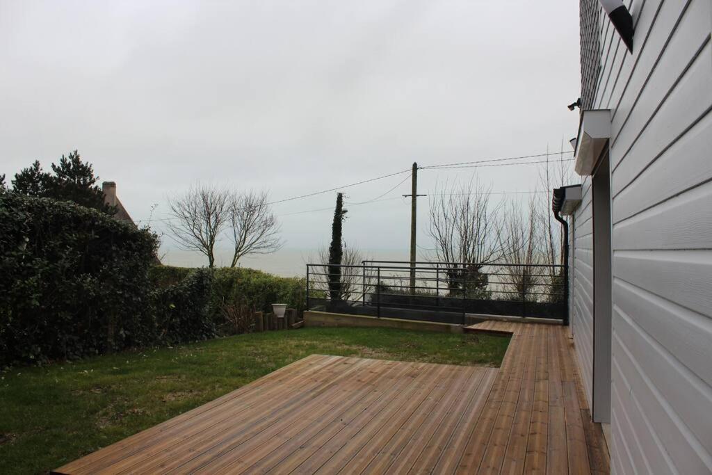 A L Abri Des Embruns Holiday home *