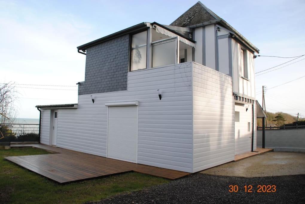 A L Abri Des Embruns Holiday home Dieppe