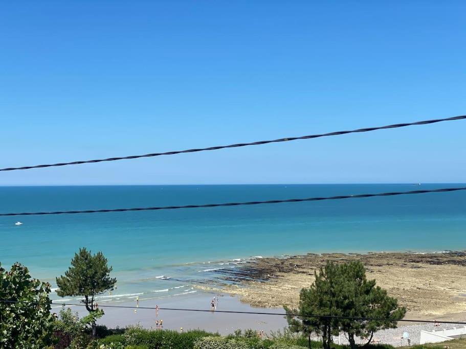 Holiday home A L Abri Des Embruns *